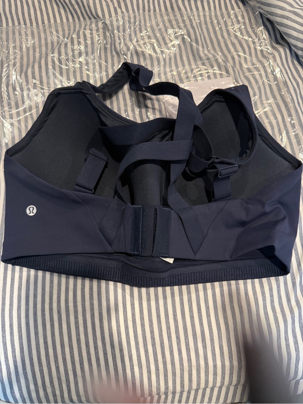 lululemon athletica Navy Crisscross Sports Bra - Picture 2 of 4